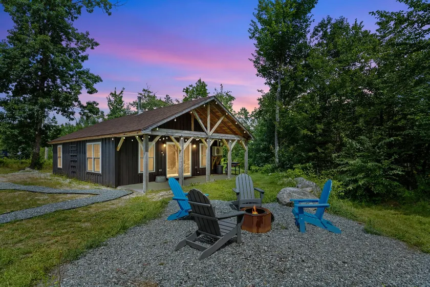 Better than Glamping, 2BR Cabin 1BA w/ Soaking Tub - Image 1