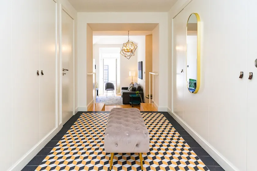 Gorgeous flat in the most iconic avenue in town - Image 1