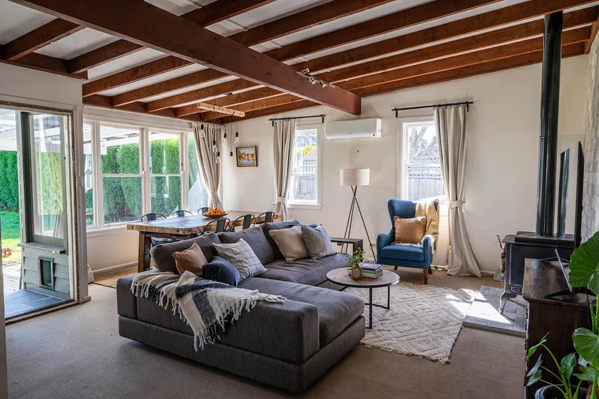 Blue Door Cottage @ Bowral - easy walk to town - Image 1
