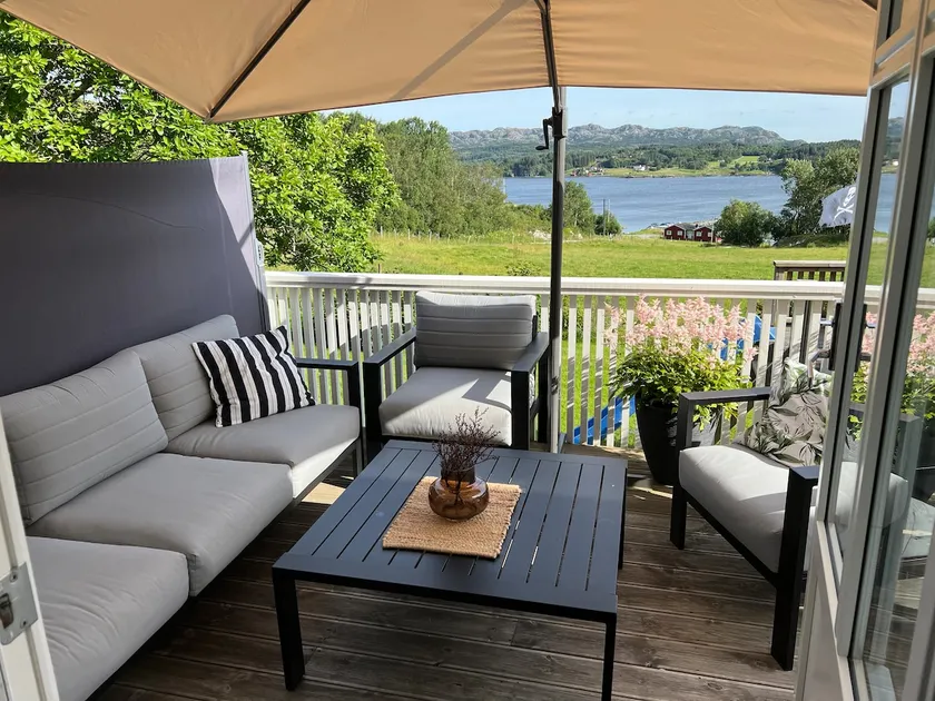 Holiday idyll by the fjord - Image 1