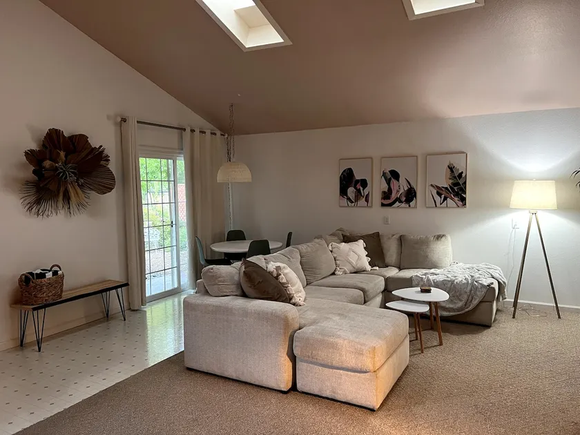 Poolside Bungalow with Loft - Image 1