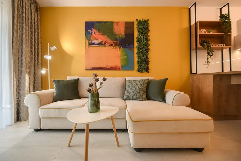 COLORFUL FUSION - Modern Apt at Romexpo - Image 1
