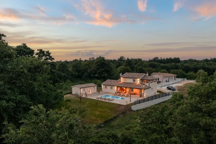Villa Savičenta - Image 1