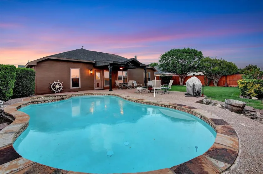 Fun in the Sun at Cottonwood Oasis - Image 1