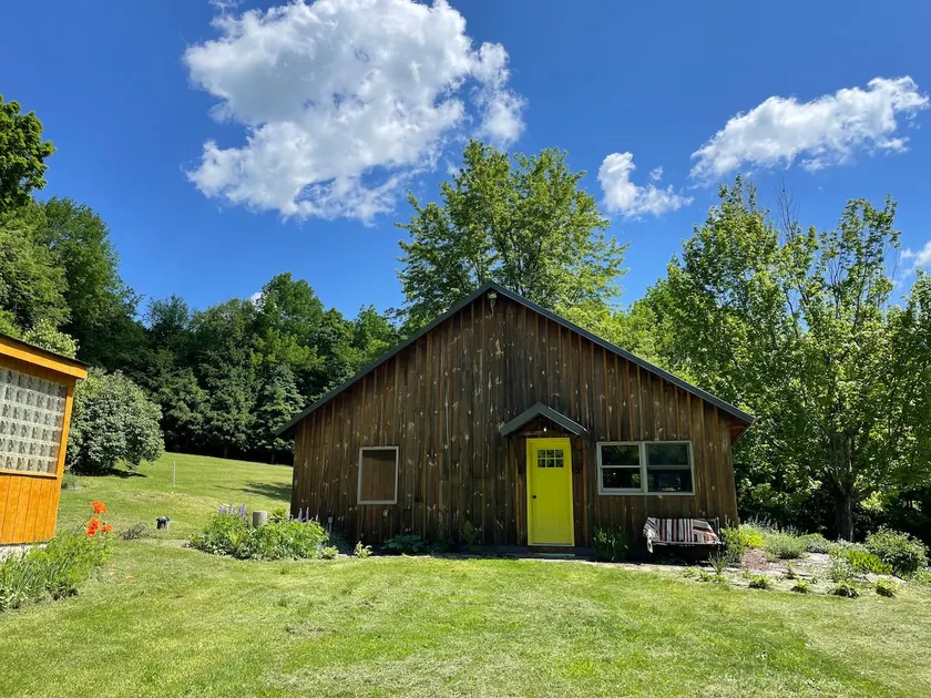 Secluded Cabin w/ Chefs Kitchen & Hot Tub! - Image 1