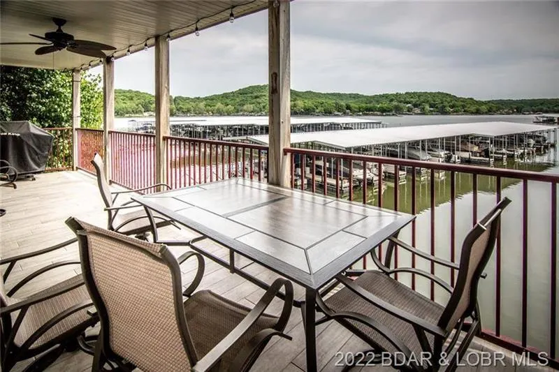 Waterfront condo on LOTO - boat slip available - Image 1