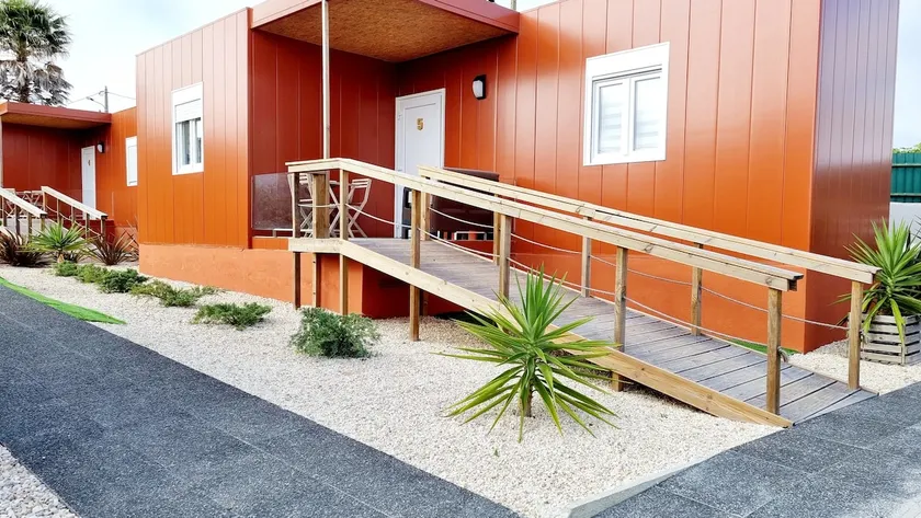 Family Surf Home - Bungalow 5 - Image 1