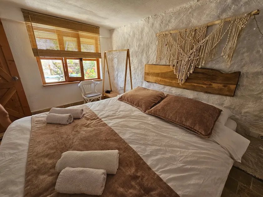BAL EVİ / 1+1 Stone house - Image 1
