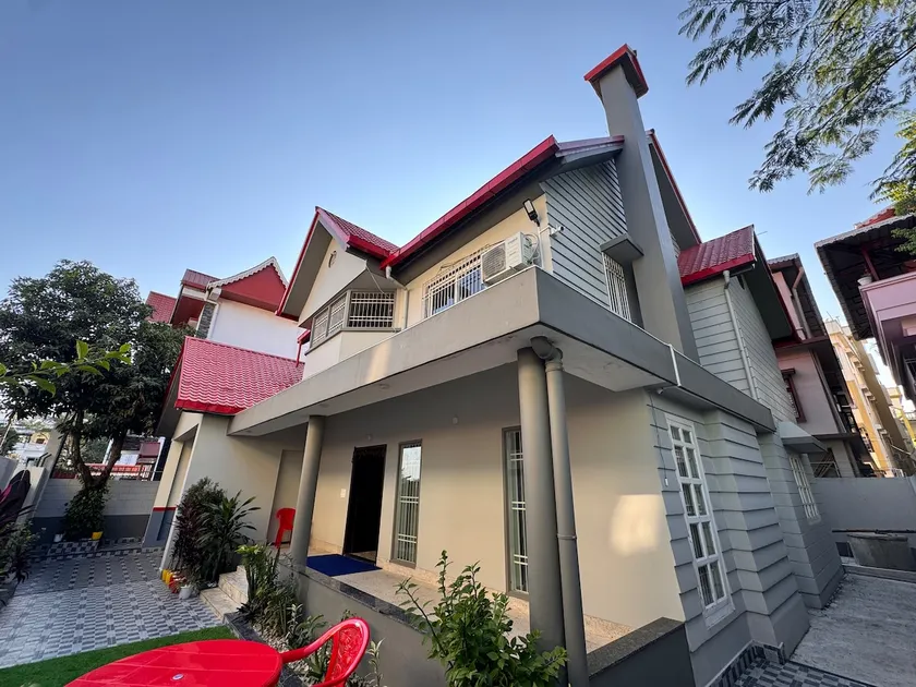 Fully furnished villa with 4 AC Bedroom & Parking - Image 1