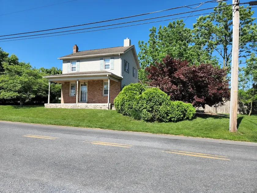Country Road Lodging - Image 1