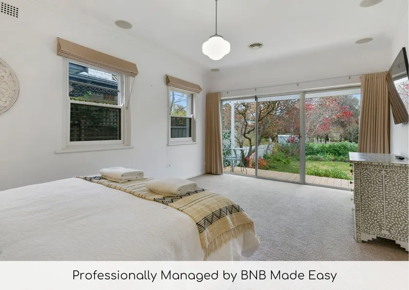 Leafy Lamrock Cosy 3 bedroom home Near CBD - Image 1