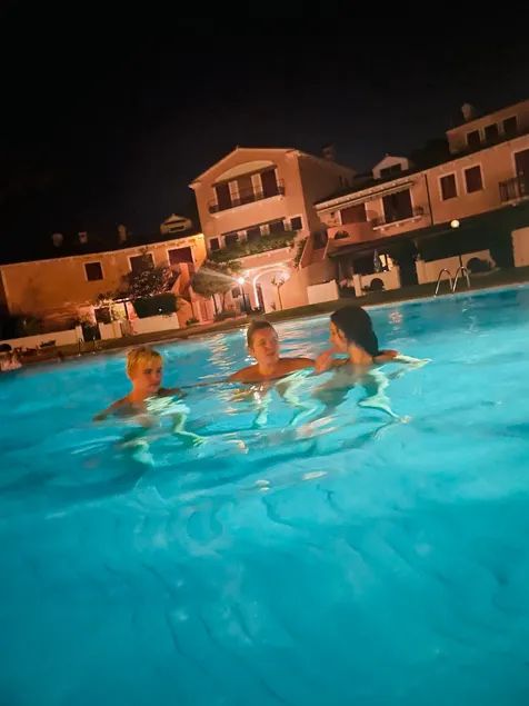Lovely apartment with pool. - Image 1