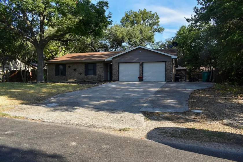 The Spot in Belton Texas for family and fun - Image 1