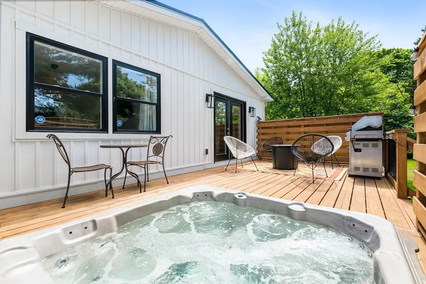 The Retreat on Rockland: A getaway near downtown - Image 1