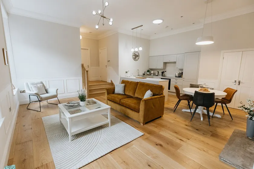 Luxe Apartment in Richmond, North Yorkshire - Image 1