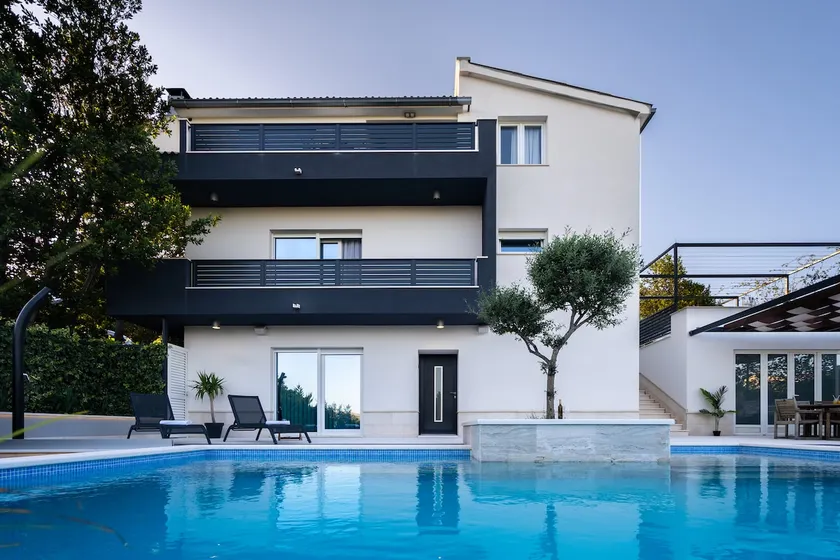 Luxury apartment with heated pool - Tekla - Image 1