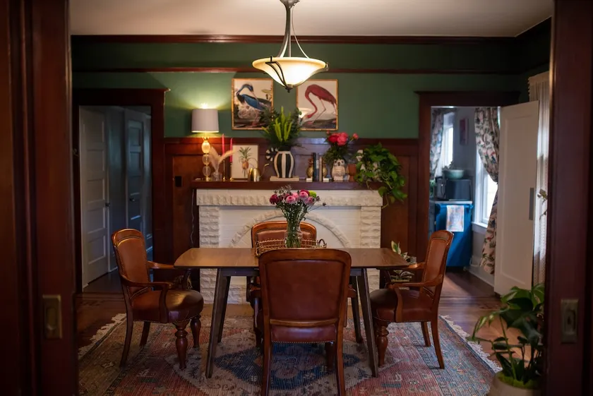 Eclectic, Cuban Inspired Flat in a 1920's 4-plex - Image 1