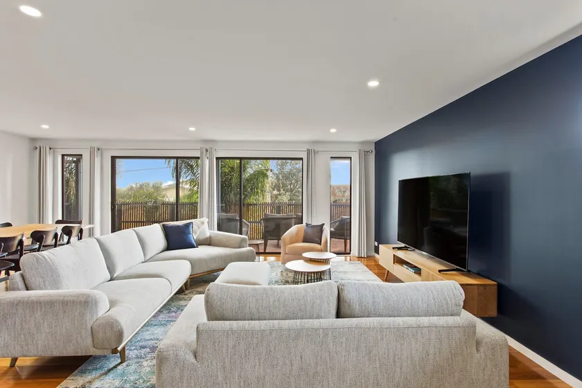 Luxury Getaway in a Statement Home Steps to Beach - Image 1