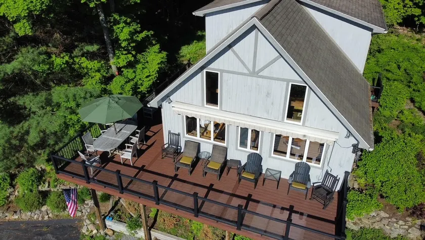 Adirondack cabin w/ large deck & outdoor grill - Image 1
