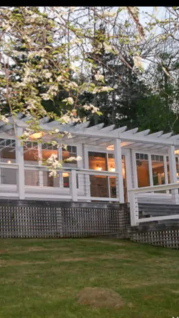 Cottage on Stanley River with amazing views and private pool - Image 1