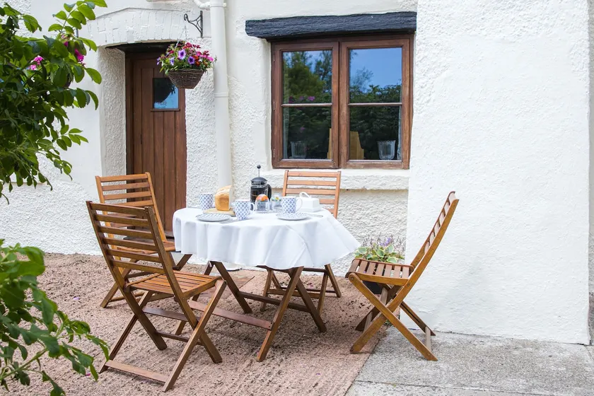 Batney Farm Cottage, Meshaw, South Molton - Image 1