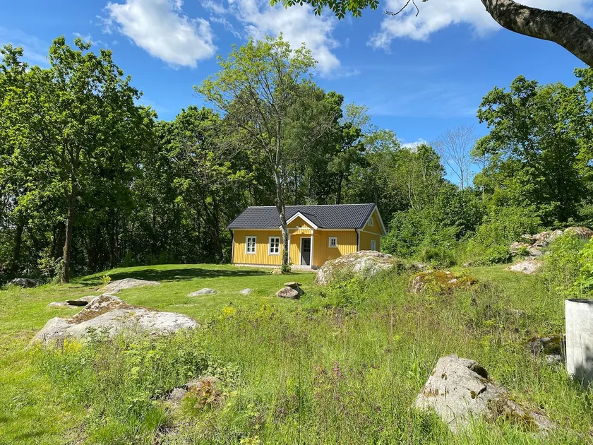 Cozy cottage in the countryside in Kristianstad - Image 1