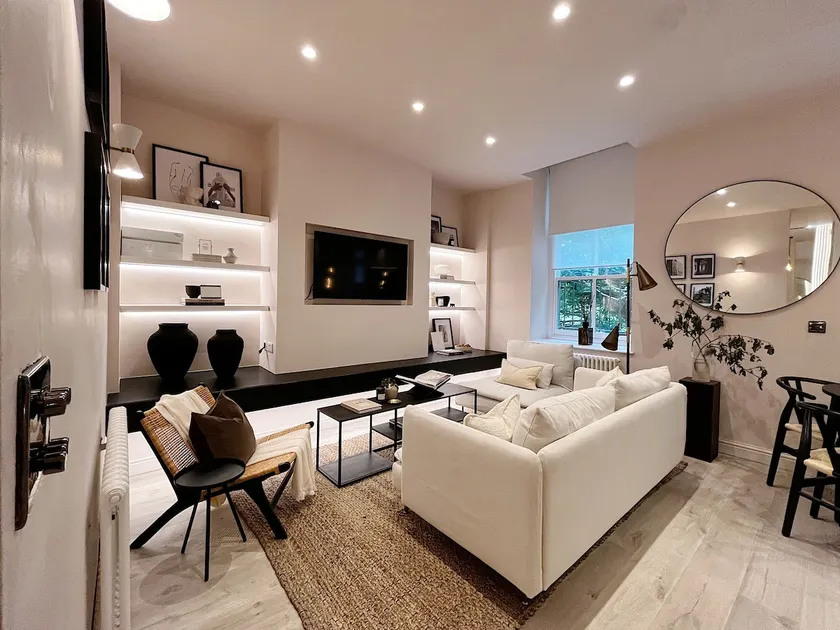 Luxury 2 Bedroom Flat in Central Todmorden - Image 1