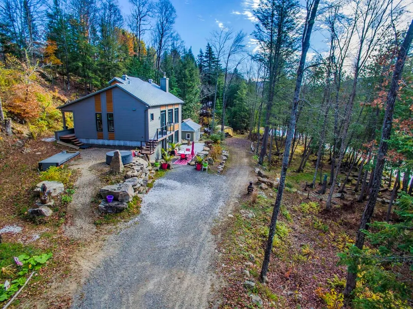 Quiet riverside retreat with all the comforts! - Image 1