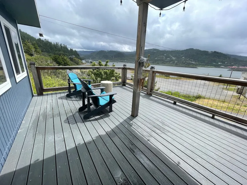 Stunning Rogue River Views and Beach Strolls #4 - Image 1