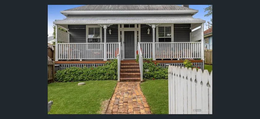Fox Cottage - Image 1