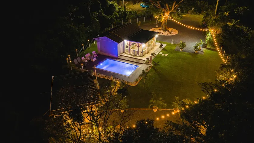 Bello Amanecer Guest House with Private Pool - Image 1
