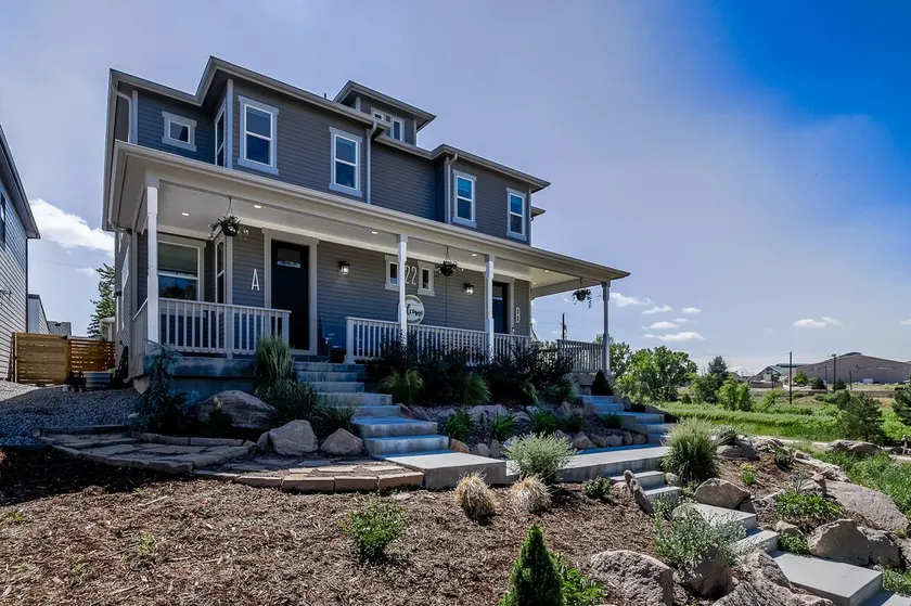 Modern Townhome|Walk to Downtown|Private Hot Tub - Image 1