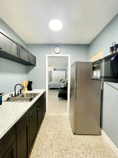 Cozy Suite in Lakewood - Image 1