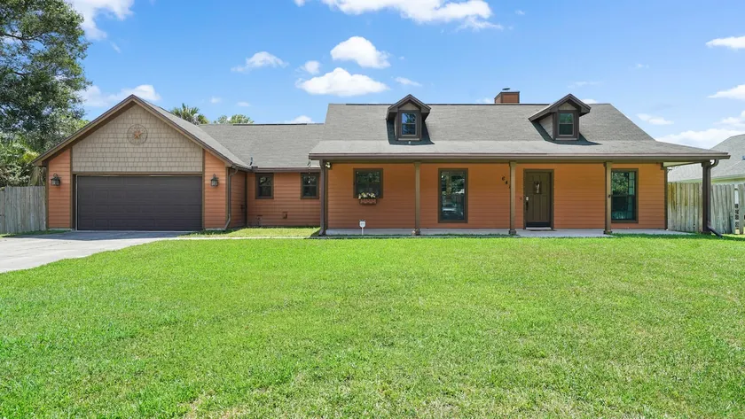 Spectacular home with outdoor POOL and LAKE view (62nd St N) - Image 1