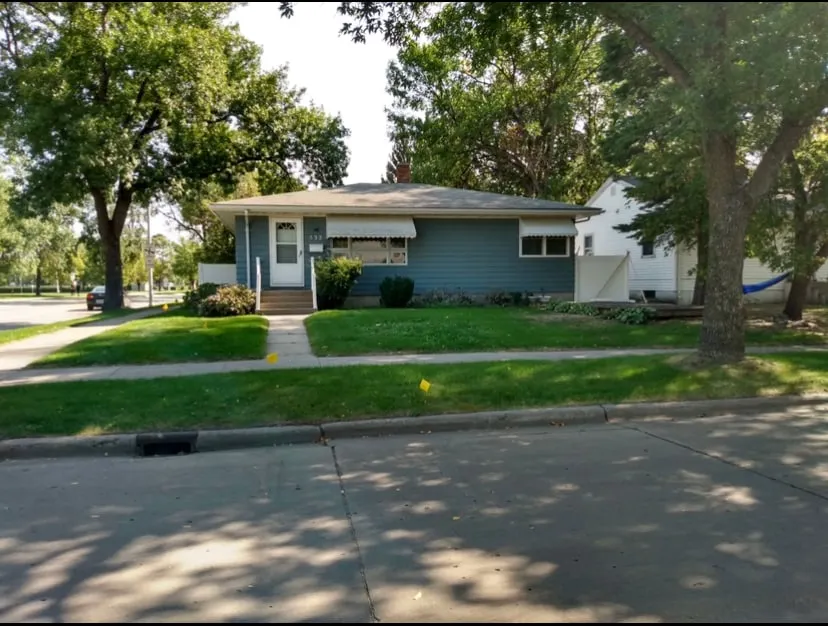 Across from the Ralph, 4 bedroom, 2 bath home. - Image 1