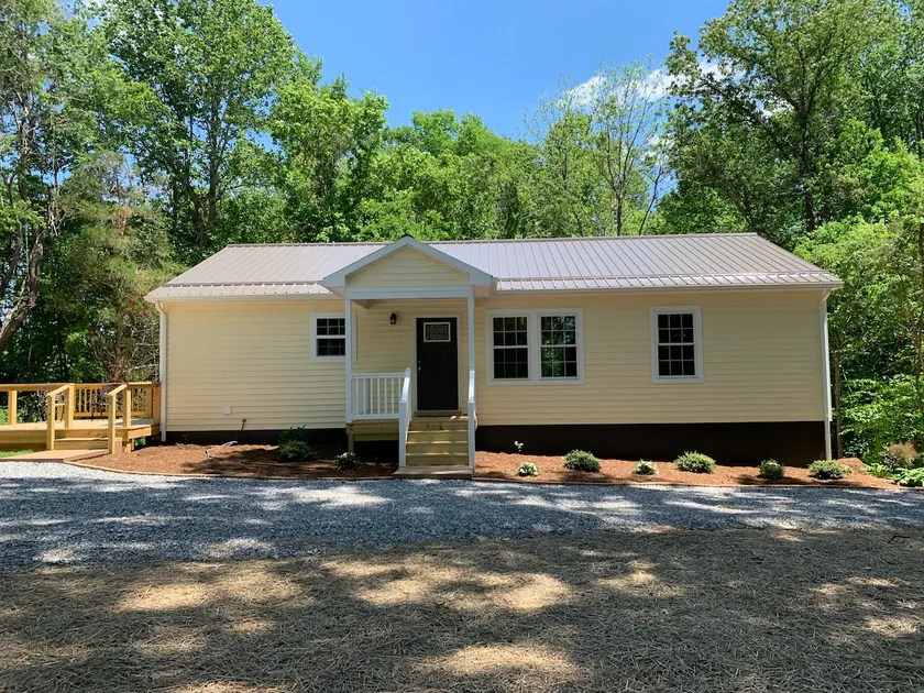 Vinca House - Image 1