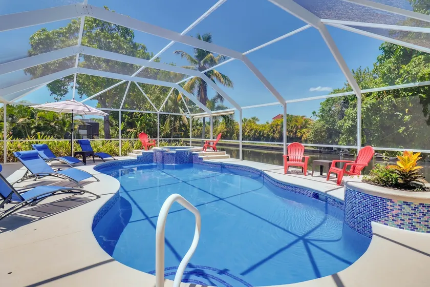 Waterfront Pool Villa with Sailboat access - Image 1