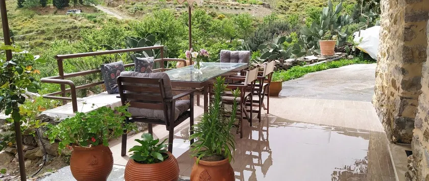 VACATION HOUSE WITH A VIEW OF THE MESSARA PLAIN! - Image 1