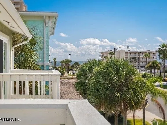 ☀️Ocean Escape Townhouse Just Steps to the Beach 🏖 - Image 1