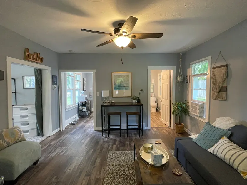 Cute and cozy tiny home close to downtown EC - Image 1