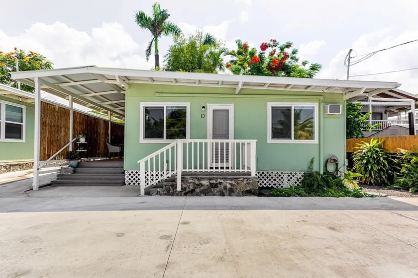 Bungalow D /Laid‑Back Cozy/ 2BD/ AC/Near ocean - Image 1