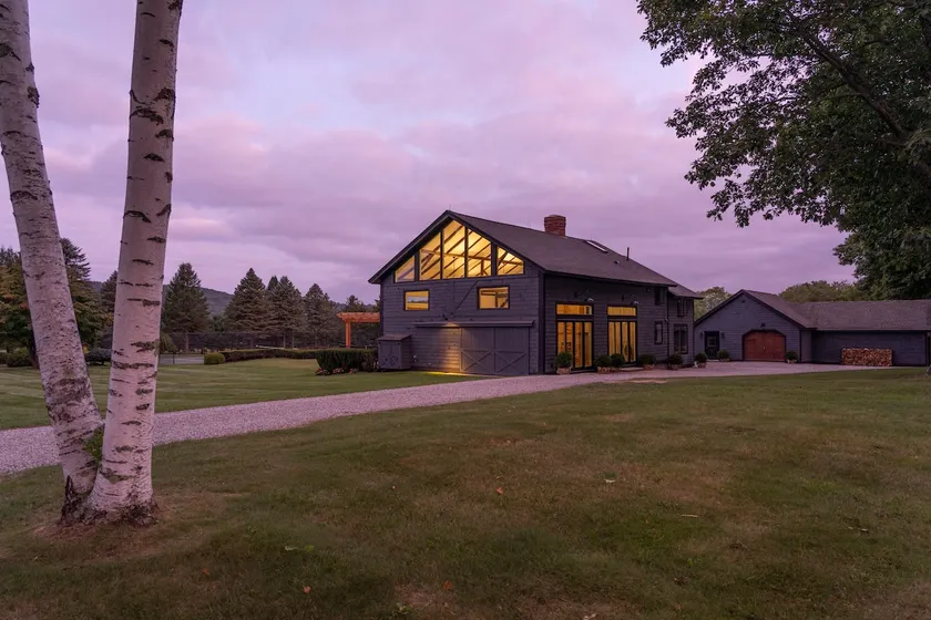Longpond Farm House and Loft - Image 1