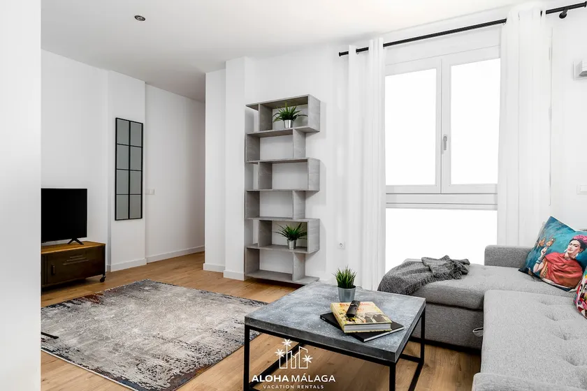Biznaga Suite Apartment By AlohaMálaga - Image 1