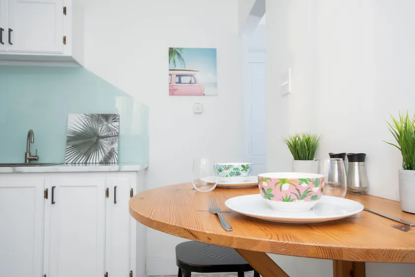 Lovely 1-bedroom in Garden Hill - Wifi, Parking - Image 1
