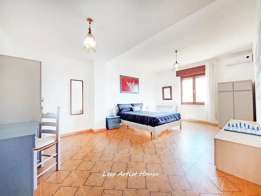 Olbia Less Artist House - Image 1