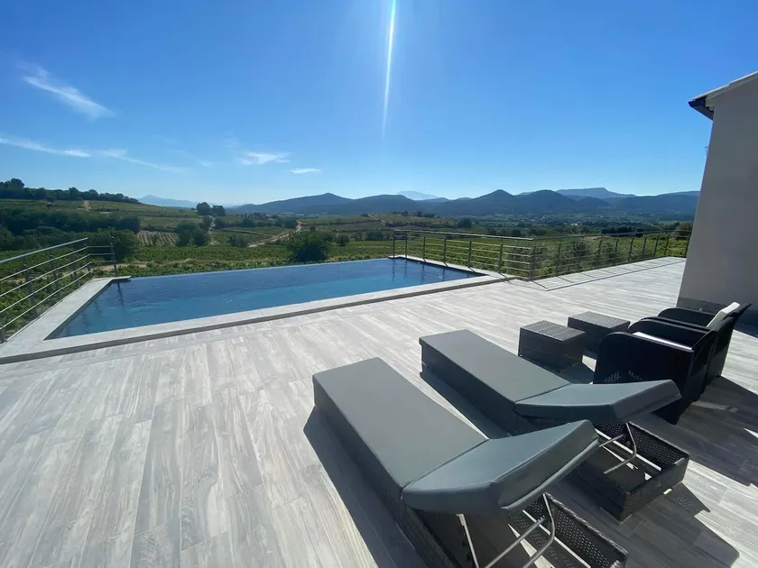 Villa piscine avec vue sur les vignes de Rasteau et le Mont Ventoux - Image 1