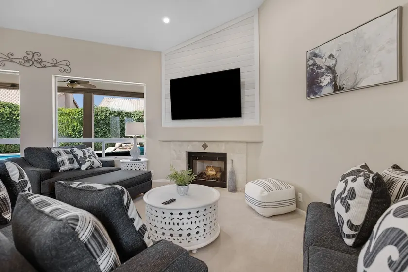 Amazing Home in Great Location wBackyard Oasis - Image 1