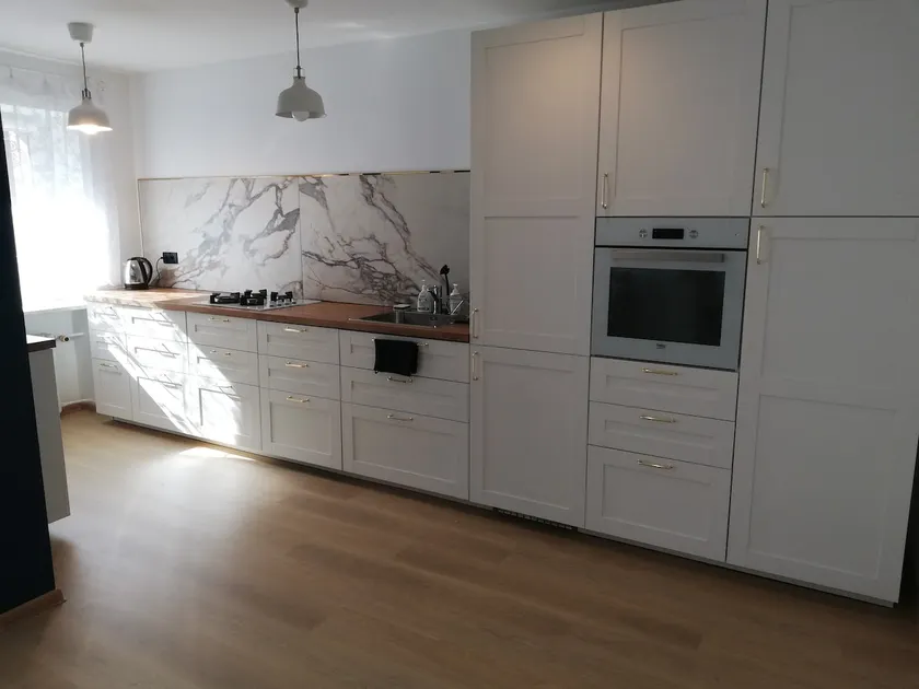 Apartment near the center, parking, peace, comfort - Image 1