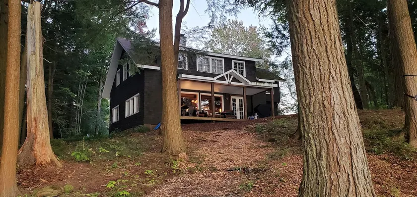 Enchanting Adirondack 4 bedroom lake house - Image 1
