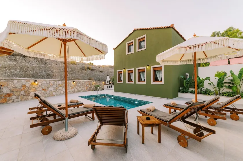 Stavlos Luxury Stone House - Image 1